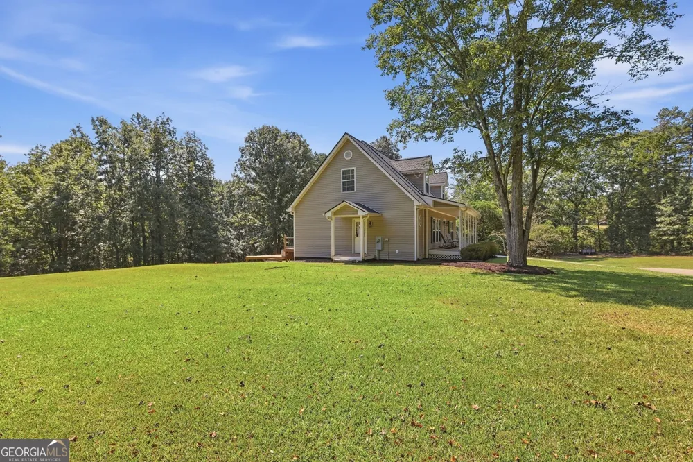2952 Rock Creek RD Toccoa, GA 30577