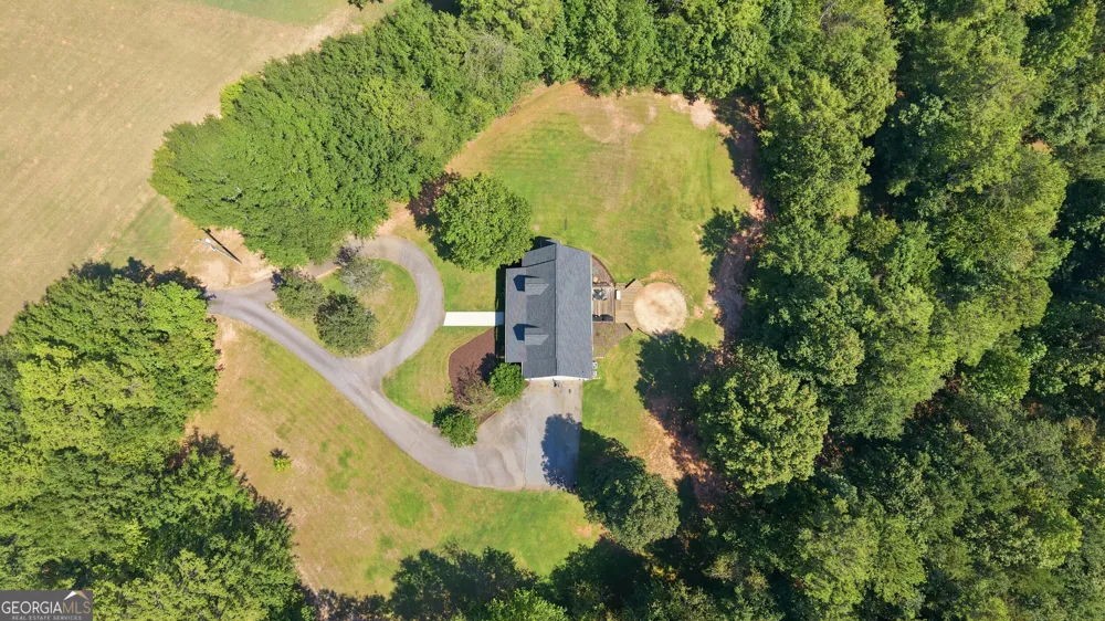 2952 Rock Creek RD Toccoa, GA 30577