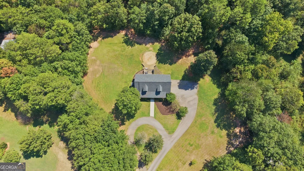 2952 Rock Creek RD Toccoa, GA 30577
