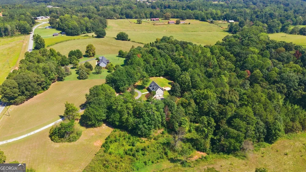 2952 Rock Creek RD Toccoa, GA 30577