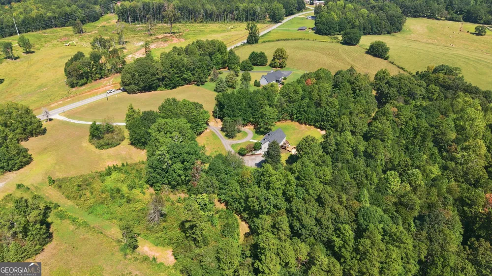 2952 Rock Creek RD Toccoa, GA 30577