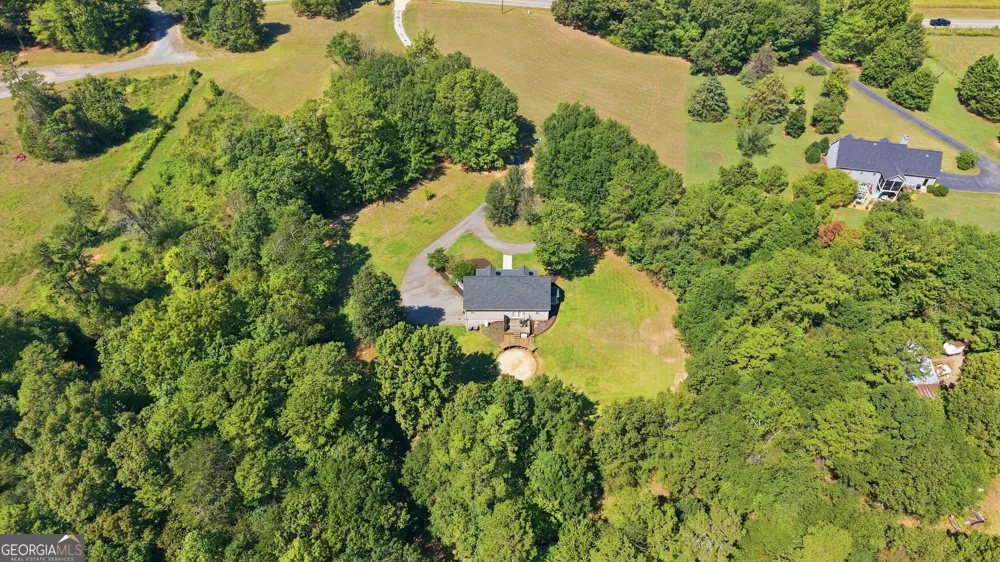 2952 Rock Creek RD Toccoa, GA 30577