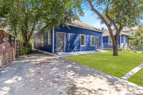 127 DIMMIT ST