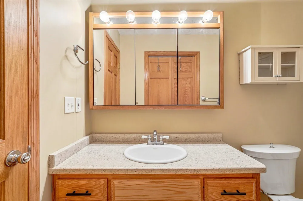 33644 Oasis Road Center City, MN 55012
