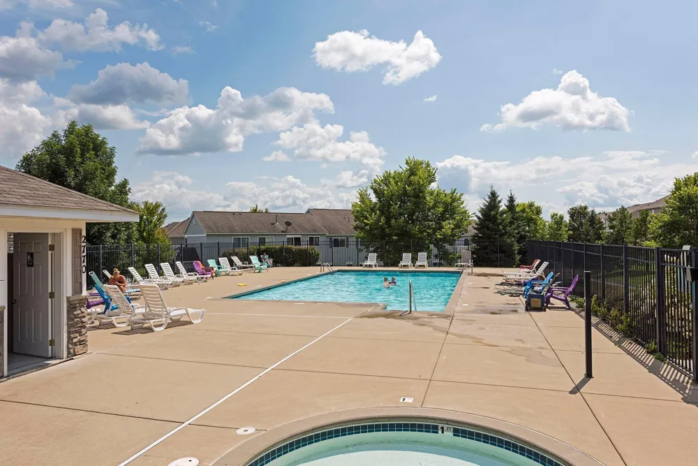 2711 Spy Glass Drive Chaska, MN 55318