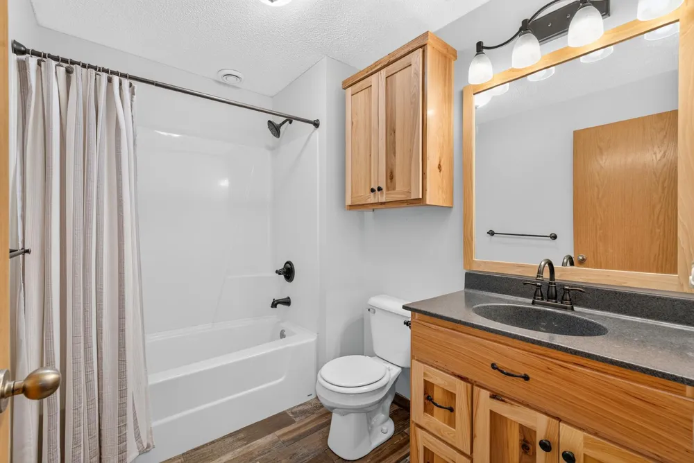 11182 Woods Edge Avenue Becker, MN 55308