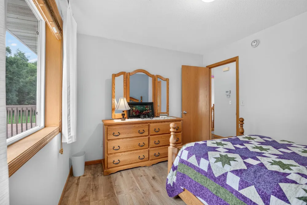11182 Woods Edge Avenue Becker, MN 55308