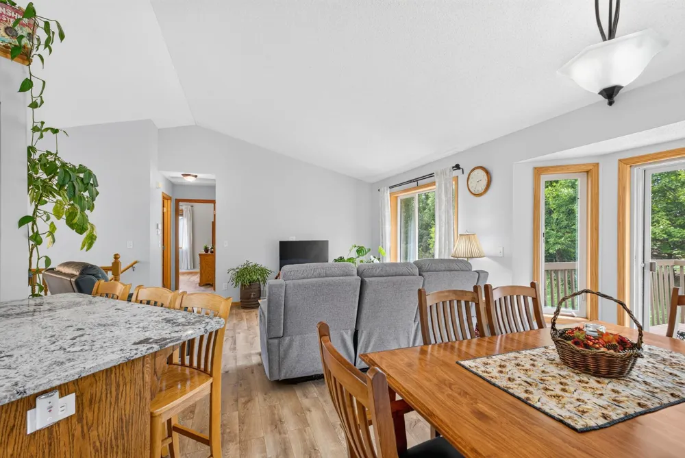11182 Woods Edge Avenue Becker, MN 55308