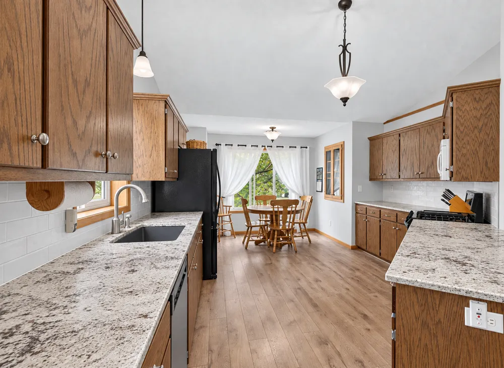 11182 Woods Edge Avenue Becker, MN 55308