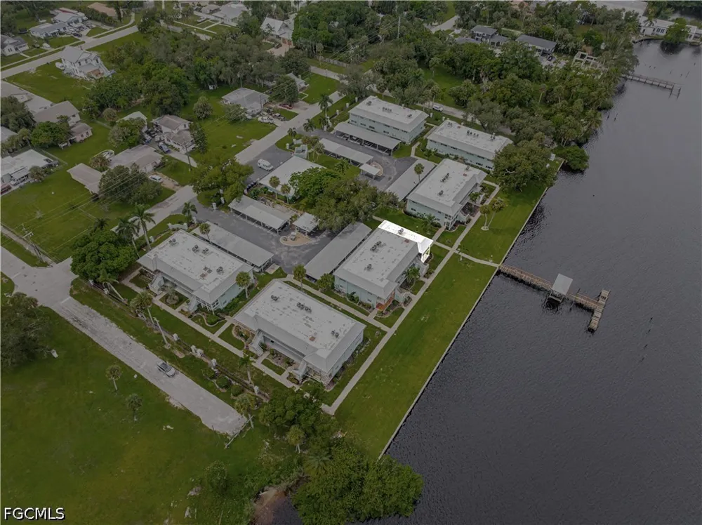 E Riverside Drive #34C Fort Myers, FL 33916