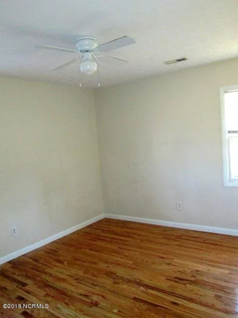 18 Sheffield Road Jacksonville, NC 28546