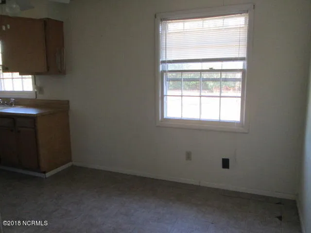 18 Sheffield Road Jacksonville, NC 28546