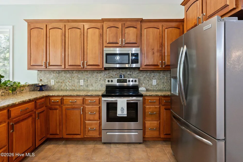 83 W Waverly Drive Burgaw, NC 28425