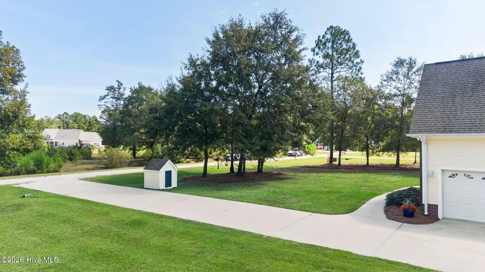 83 W Waverly Drive Burgaw, NC 28425