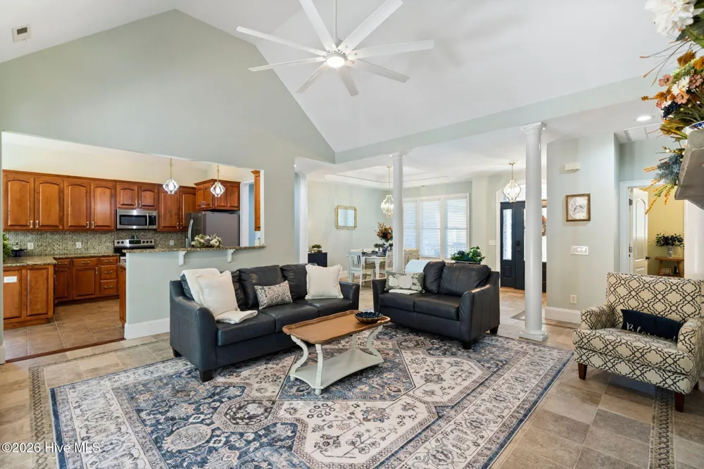 83 W Waverly Drive Burgaw, NC 28425