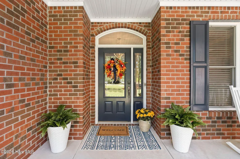 83 W Waverly Drive Burgaw, NC 28425