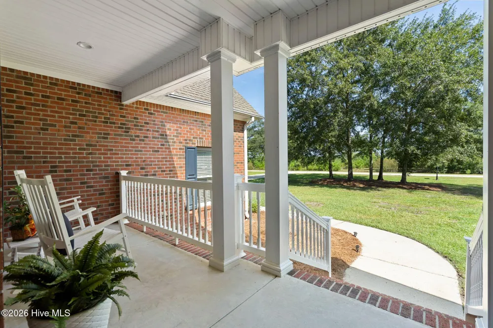 83 W Waverly Drive Burgaw, NC 28425