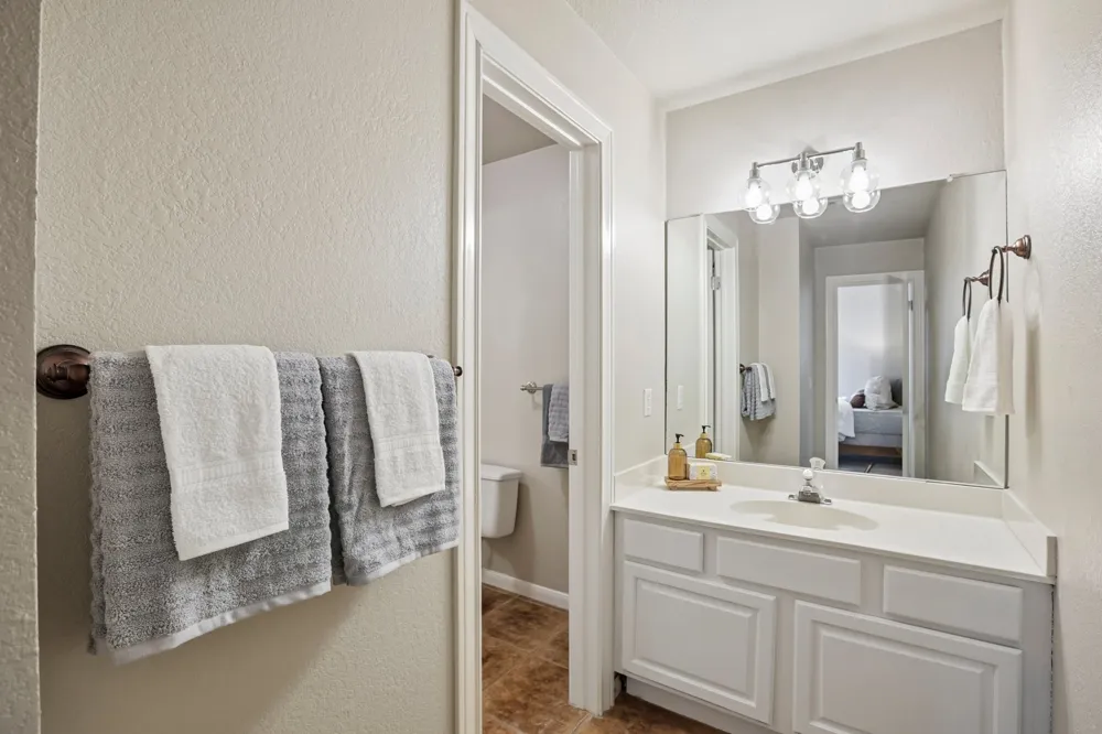 3915 Idalia Drive Austin, TX 78749