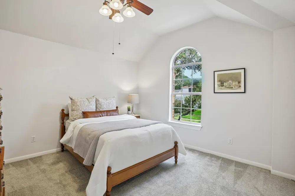 3915 Idalia Drive Austin, TX 78749