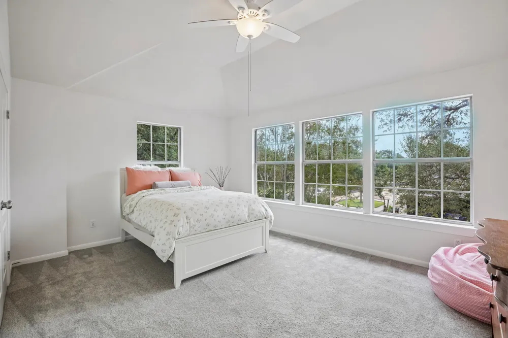 3915 Idalia Drive Austin, TX 78749