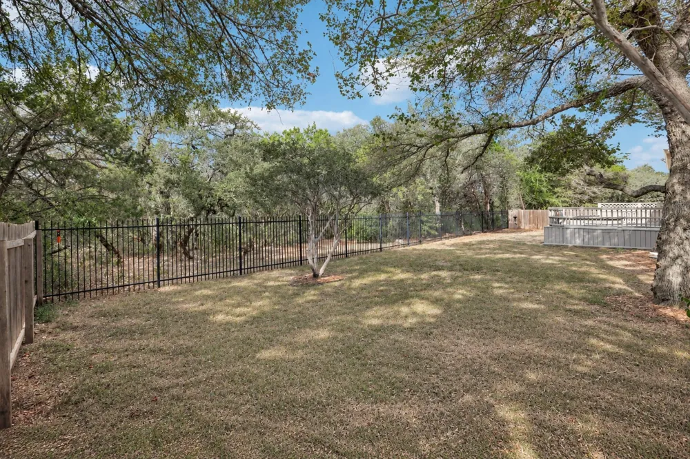 3915 Idalia Drive Austin, TX 78749