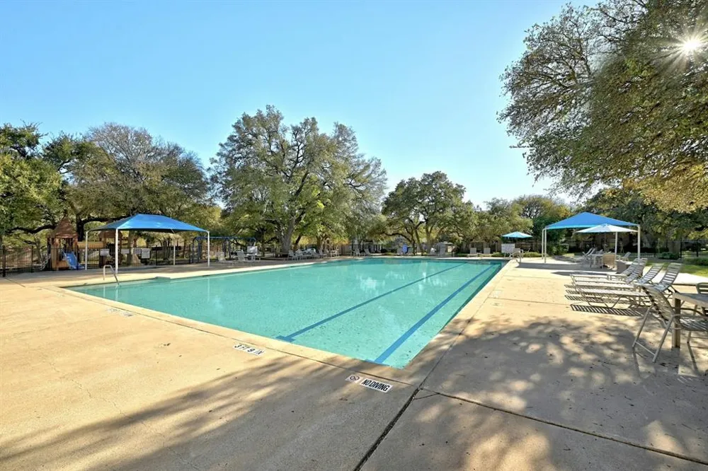 3915 Idalia Drive Austin, TX 78749