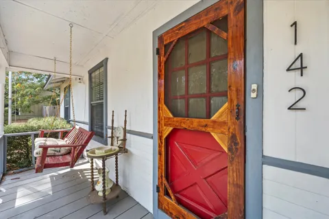 142 Iowa Place
