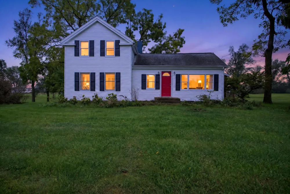 13545 E Austin Road Manchester, MI 48158