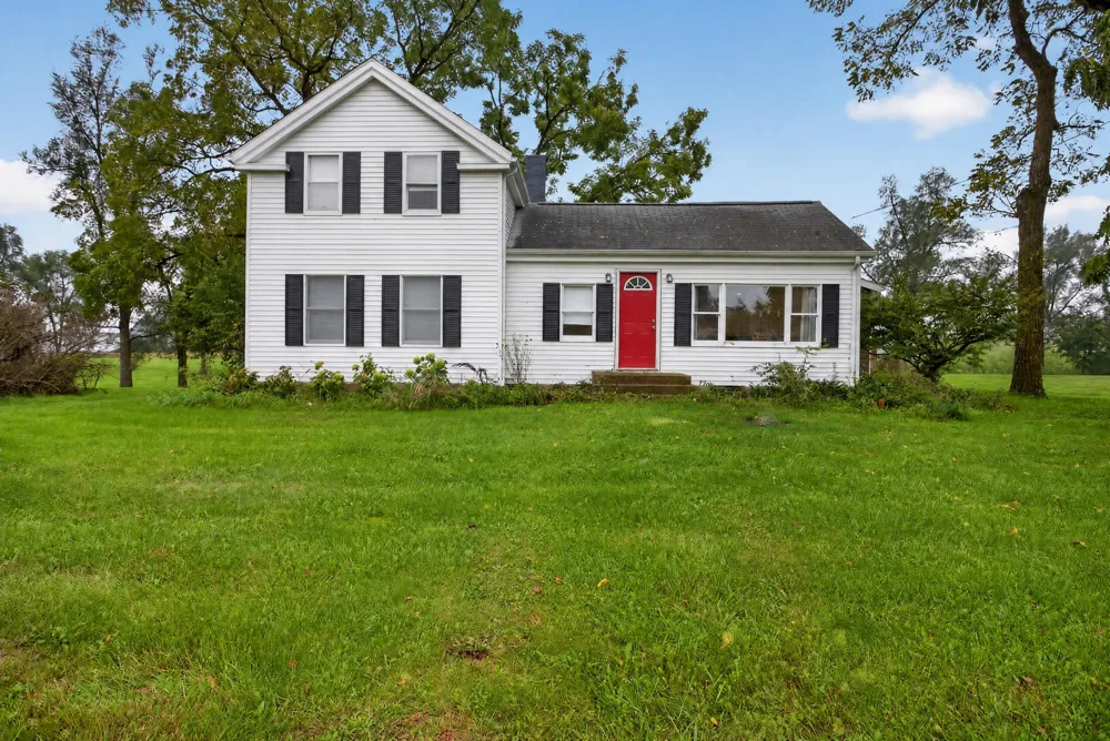 13545 E Austin Road Manchester, MI 48158
