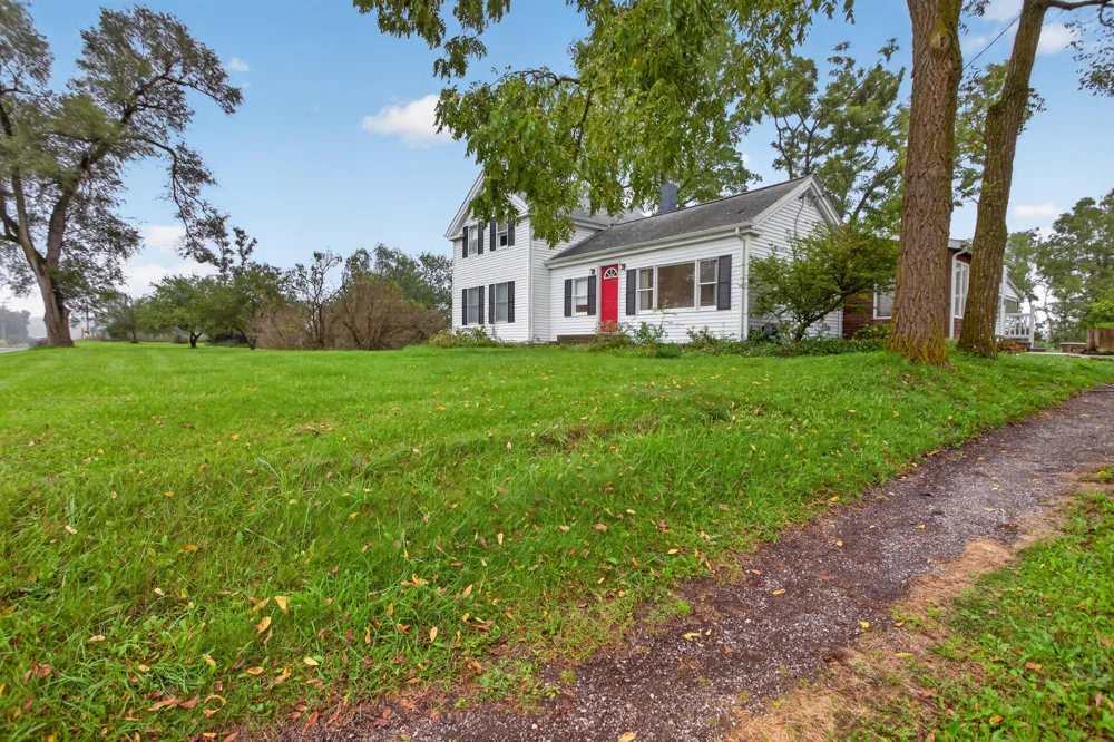 13545 E Austin Road Manchester, MI 48158