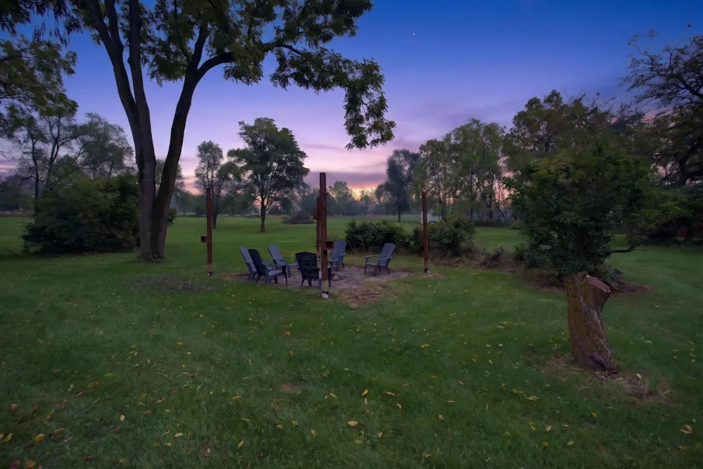 13545 E Austin Road Manchester, MI 48158