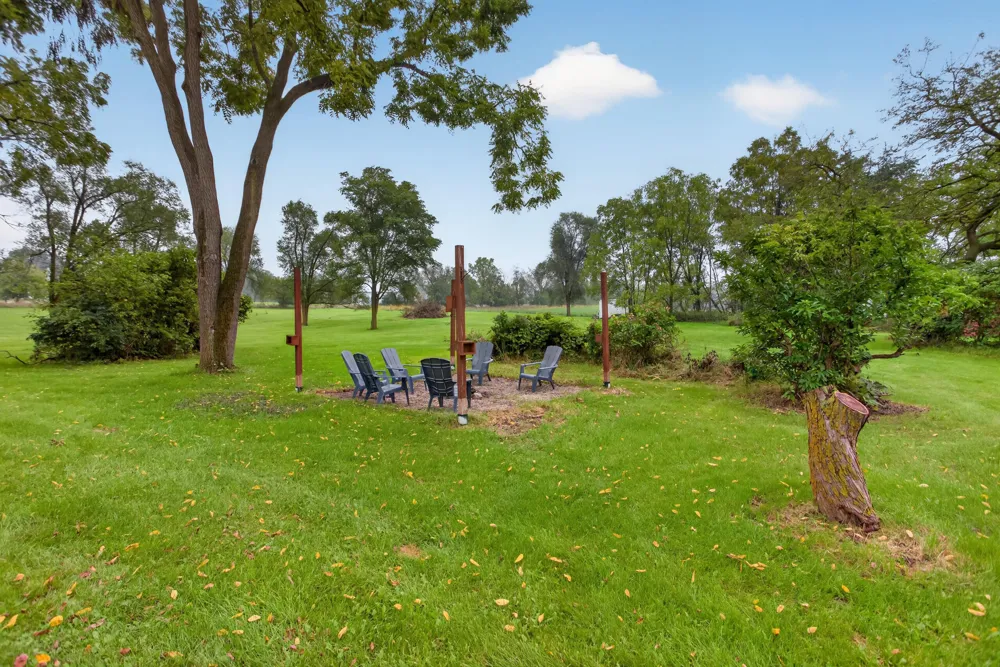 13545 E Austin Road Manchester, MI 48158