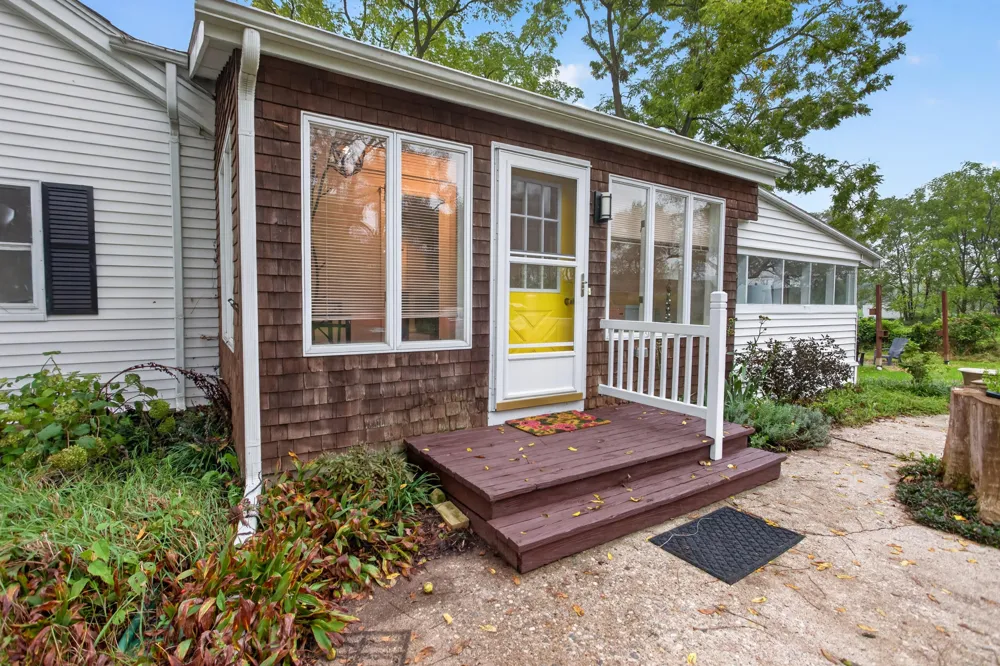 13545 E Austin Road Manchester, MI 48158