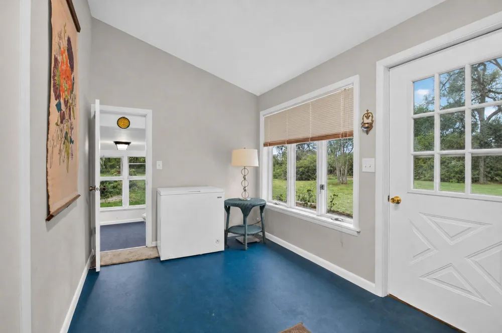 13545 E Austin Road Manchester, MI 48158