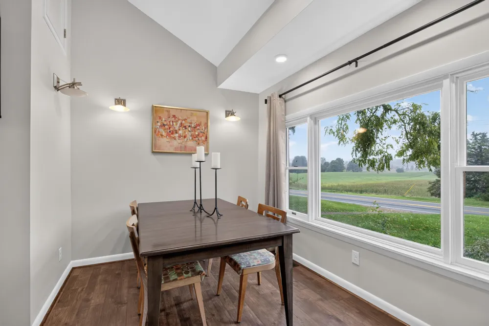 13545 E Austin Road Manchester, MI 48158