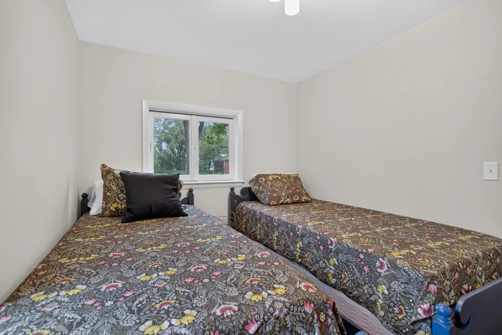 13545 E Austin Road Manchester, MI 48158
