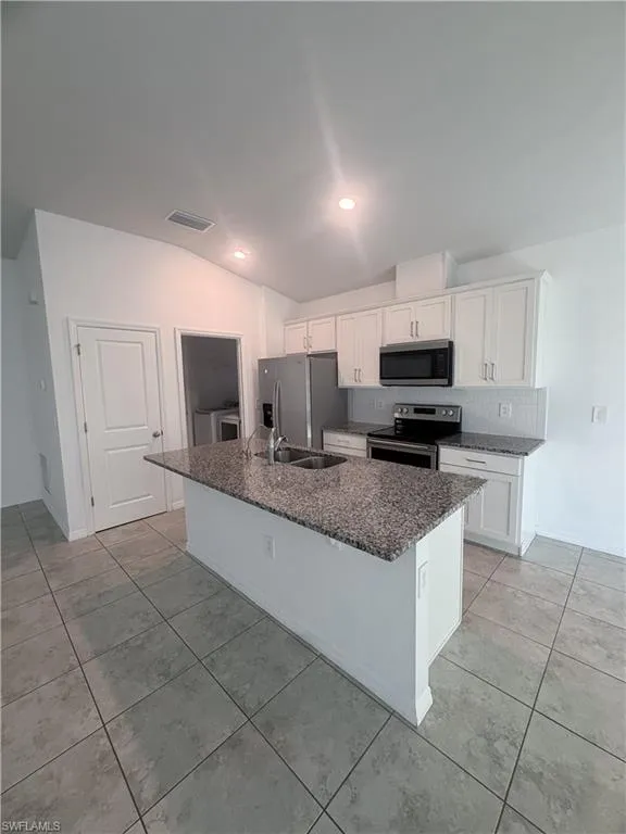 328 Jacaranda Parkway E Cape Coral, FL 33909