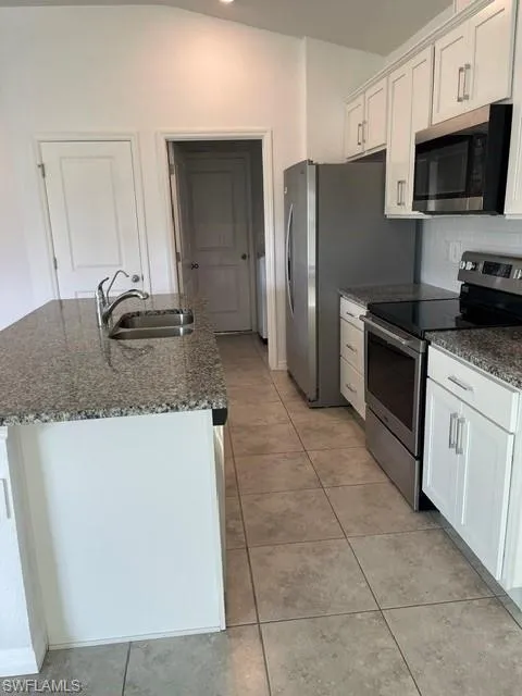 328 Jacaranda Parkway E Cape Coral, FL 33909