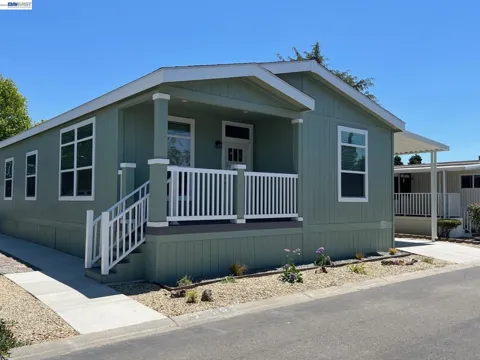 28882 Miranda St.