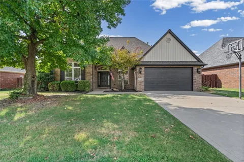 5720 S Chanberry Lane