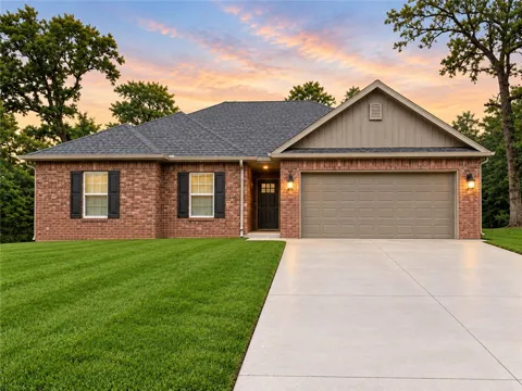 34 Woodbridge Drive