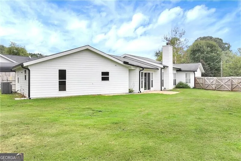 5640 Raintree TRCE Oakwood, GA 30566