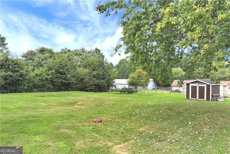5640 Raintree TRCE Oakwood, GA 30566