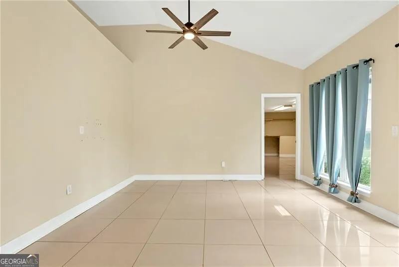 5640 Raintree TRCE Oakwood, GA 30566