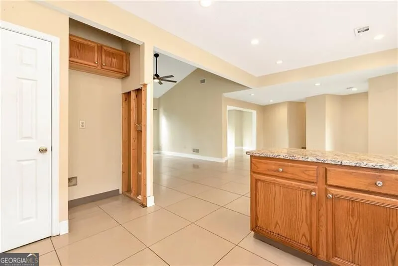5640 Raintree TRCE Oakwood, GA 30566