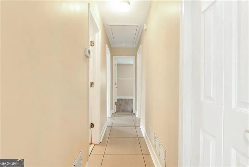 5640 Raintree TRCE Oakwood, GA 30566