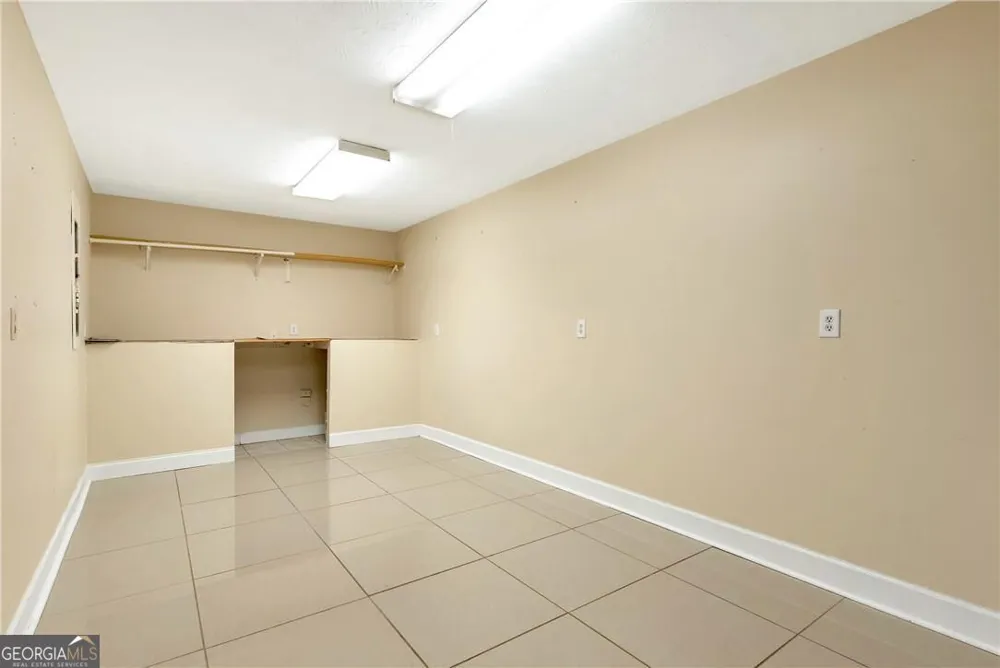 5640 Raintree TRCE Oakwood, GA 30566