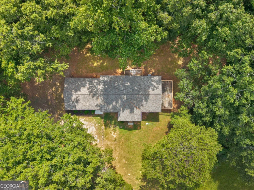 2172 Garner RD Gay, GA 30218