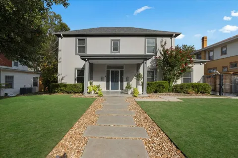 1215 S Owasso Avenue