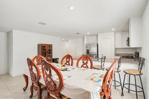 2908 Roy Road